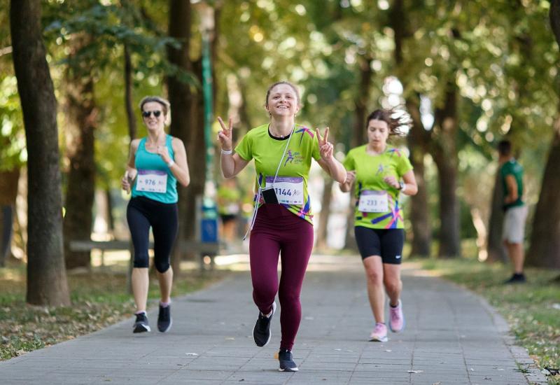  - Održana 6. dm ženska utrka, trčalo blizu 3.000 sudionica